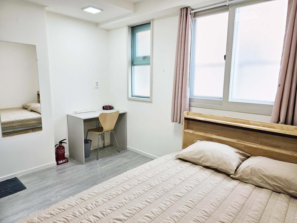 Хостел Boa Travel House Сеул Екстер'єр фото
