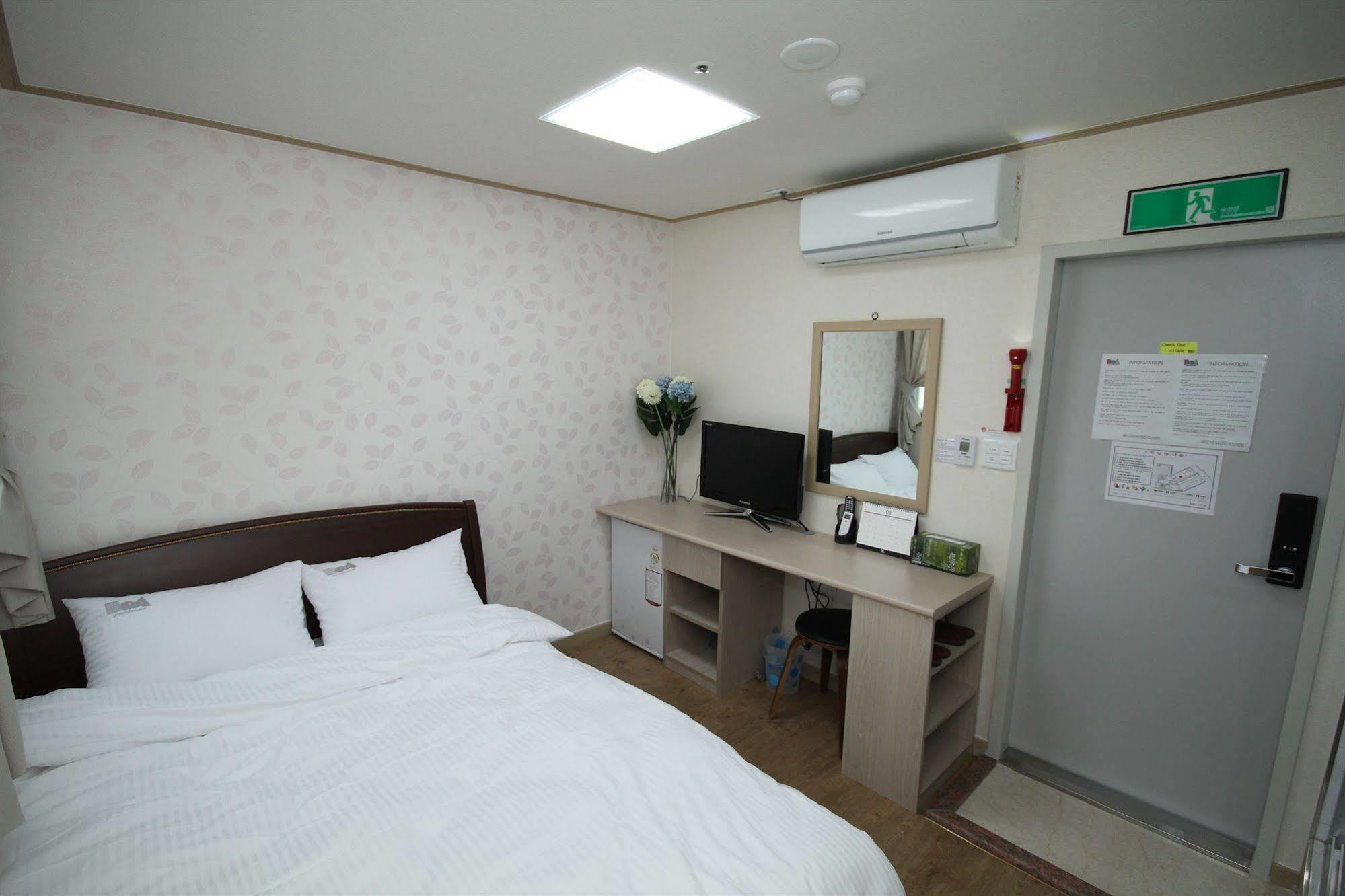Хостел Boa Travel House Сеул Екстер'єр фото
